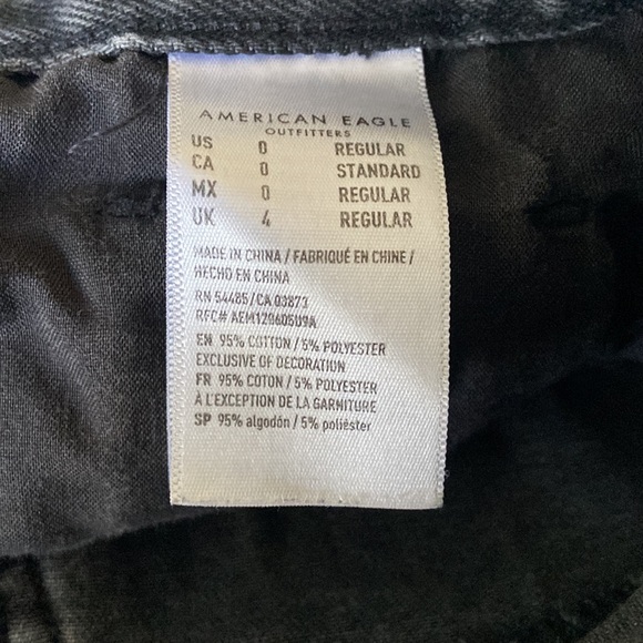 American Eagle Mom Jeans - Picture 6 of 8
